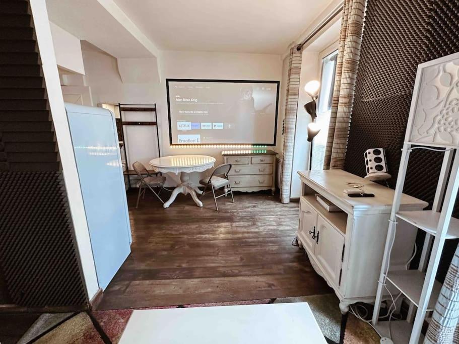 Studio With Home Cinema@Paris Chatelet Kültér fotó